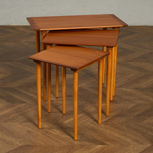 ヴィンテージ ネストテーブル