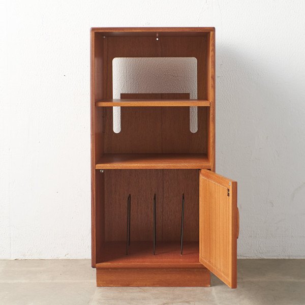 Fresco オーディオキャビネット