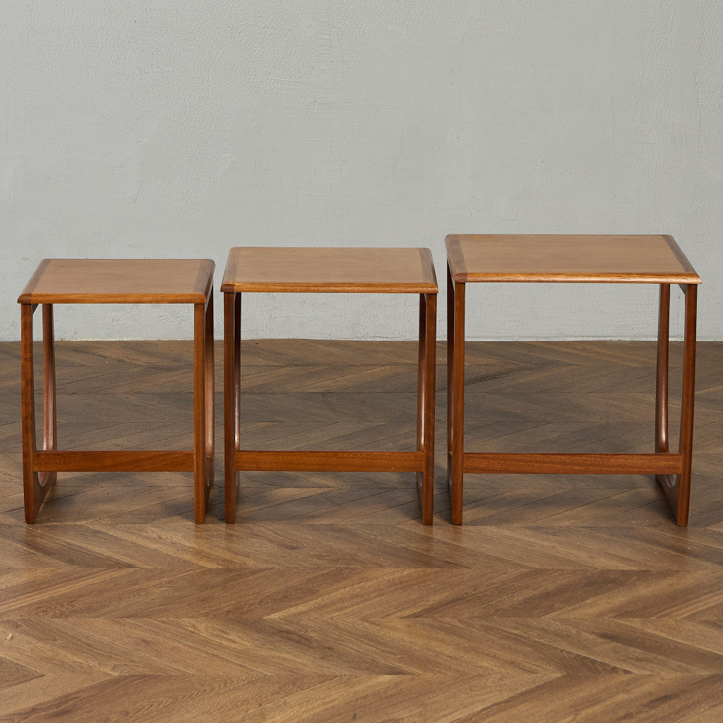 SUNELM ヴィンテージ ネストテーブル