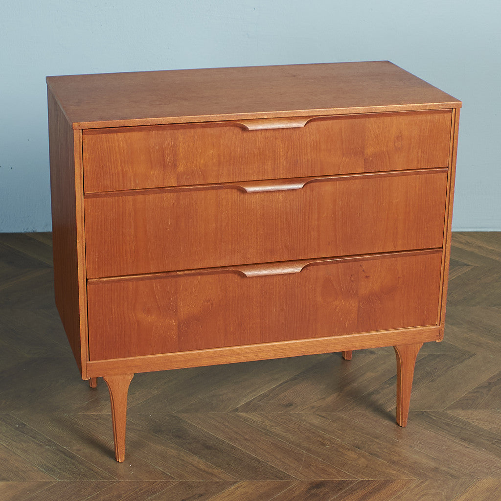 ヴィンテージ 3段チェスト