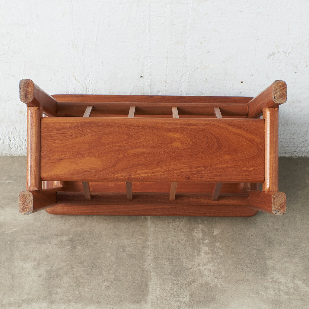 英国ヴィンテージ マガジンラック付き タイルトップサイドテーブル