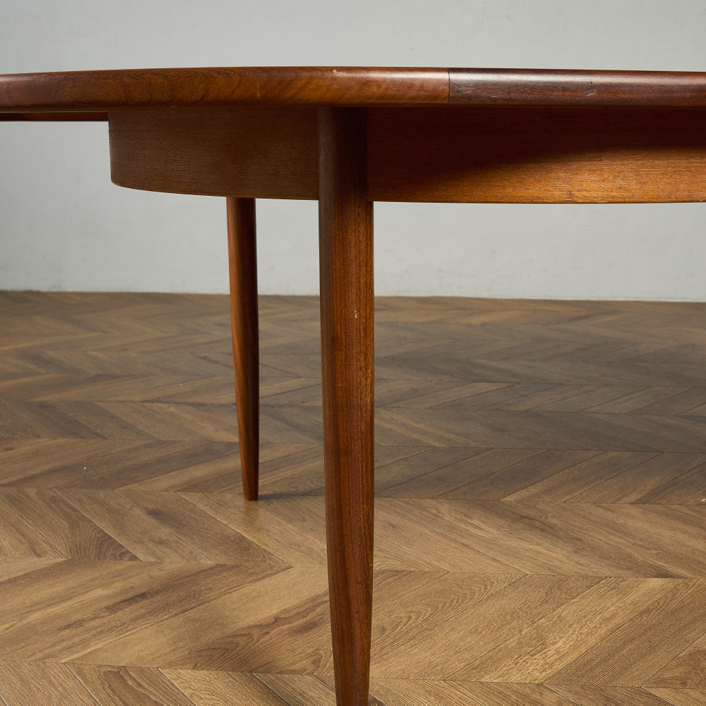 ヴィンテージ エクステンション オーバルダイニングテーブル