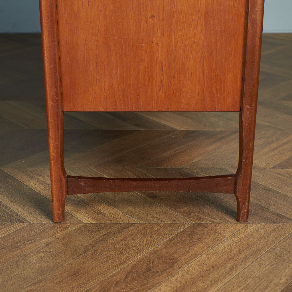 十字扉 ヴィンテージ サイドボード