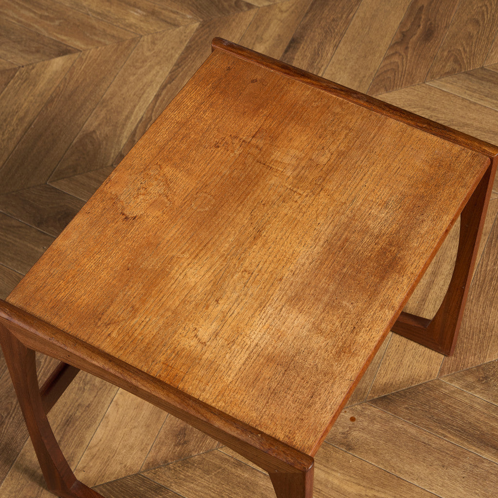 Quadrille ヴィンテージ ネストテーブル