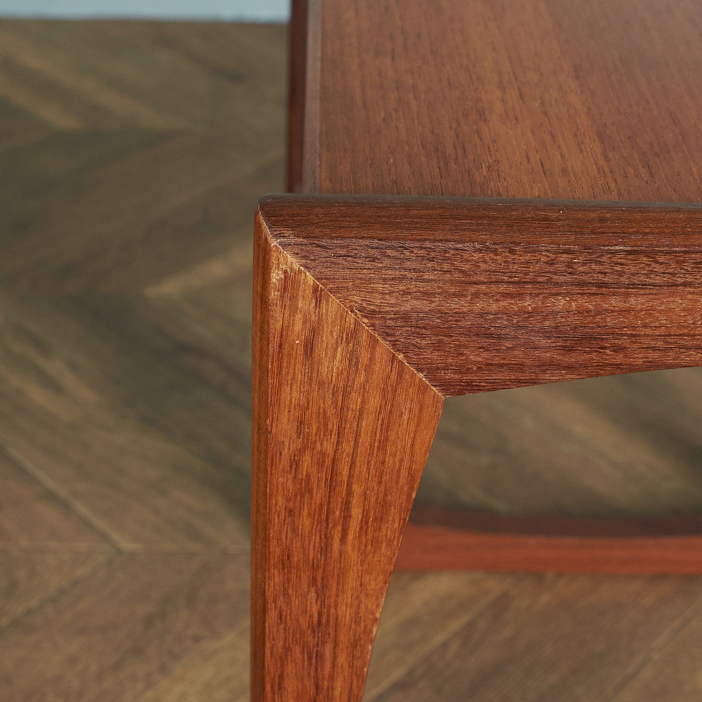 Quadrille ヴィンテージ ネストテーブル