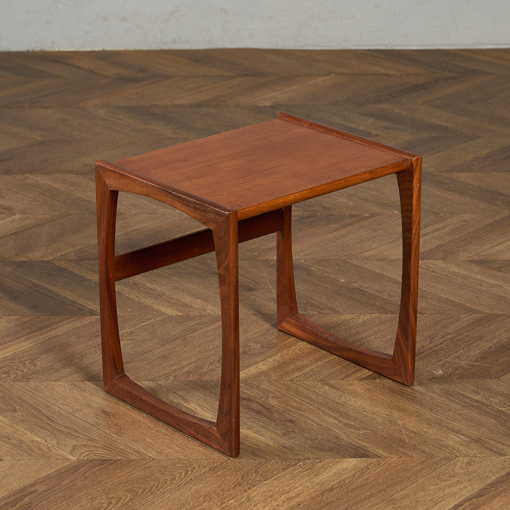 Quadrille ヴィンテージ ネストテーブル