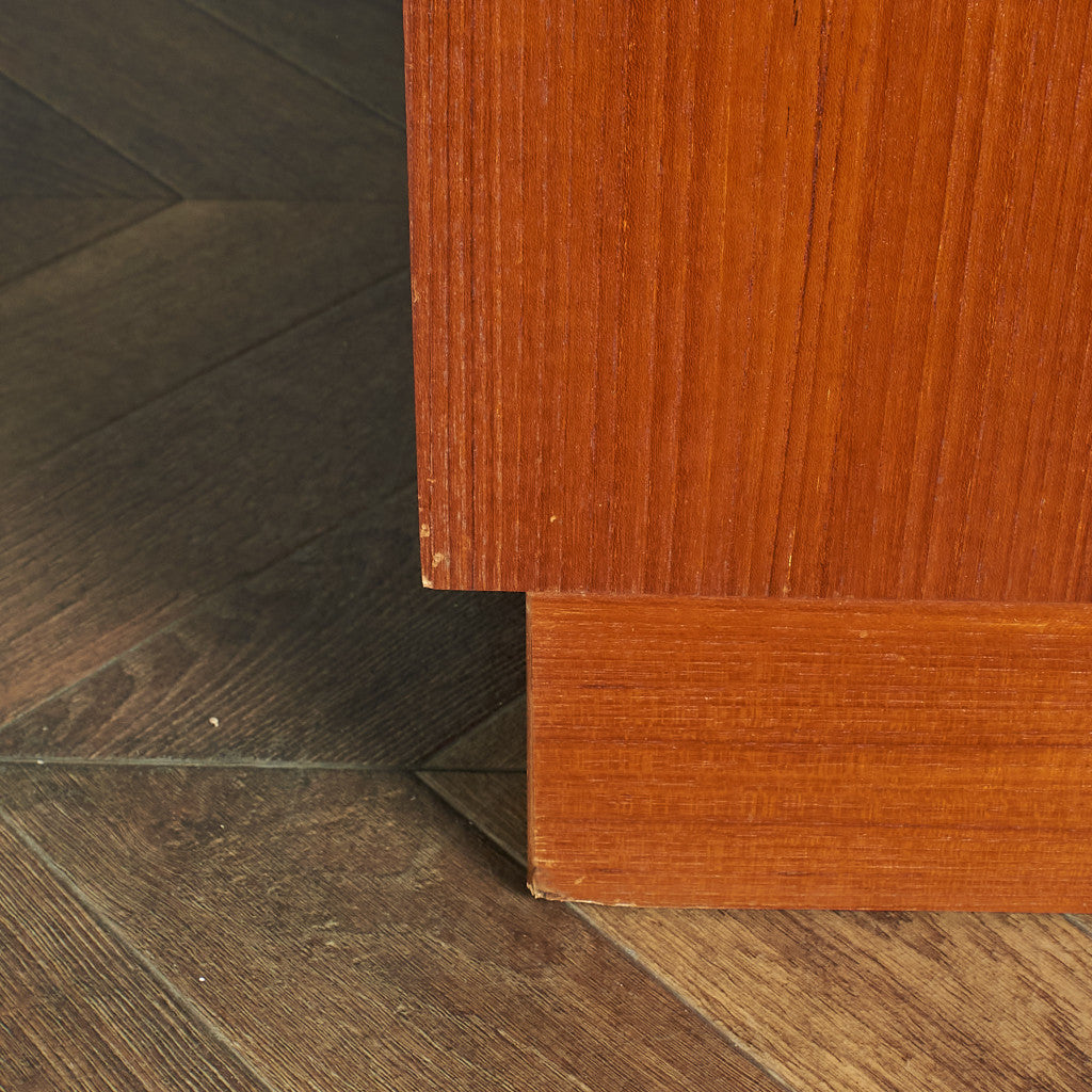 Chevron ヴィンテージ サイドボード