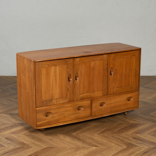 ウィンザー サイドボード