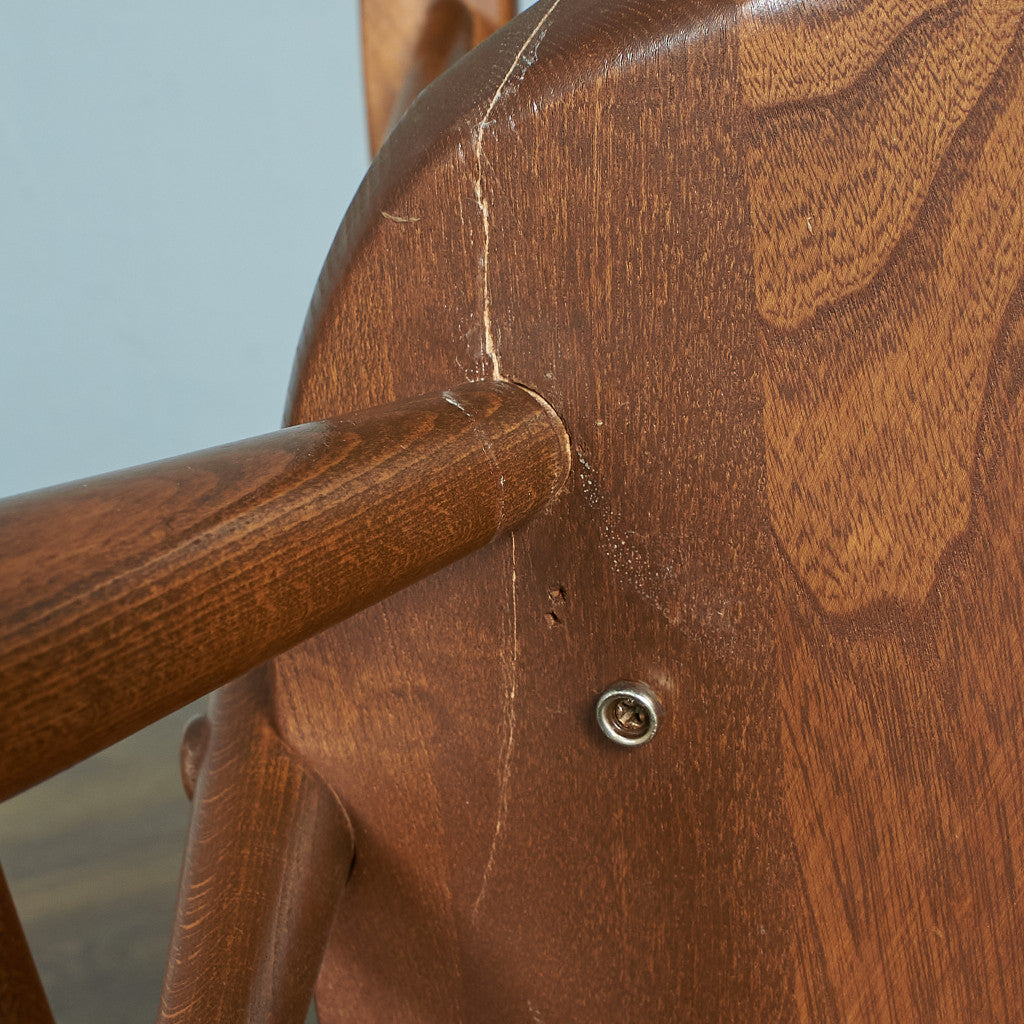 ヴィンテージ スワンバック アームチェア / ラウンドゴールドラベル