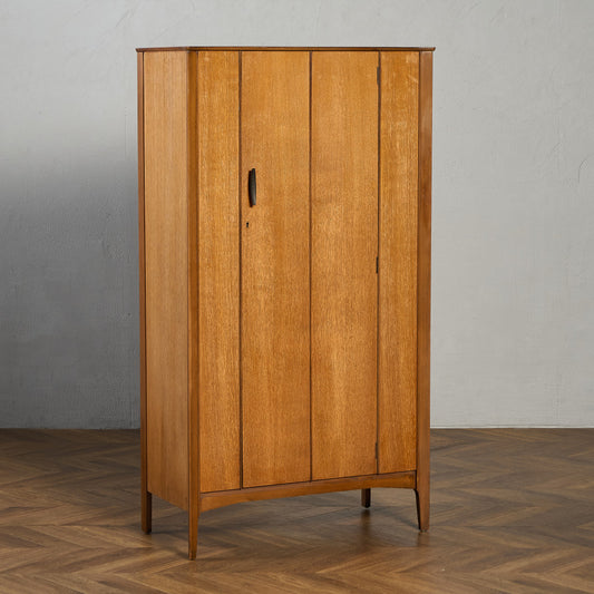 ヴィンテージ ワードローブ