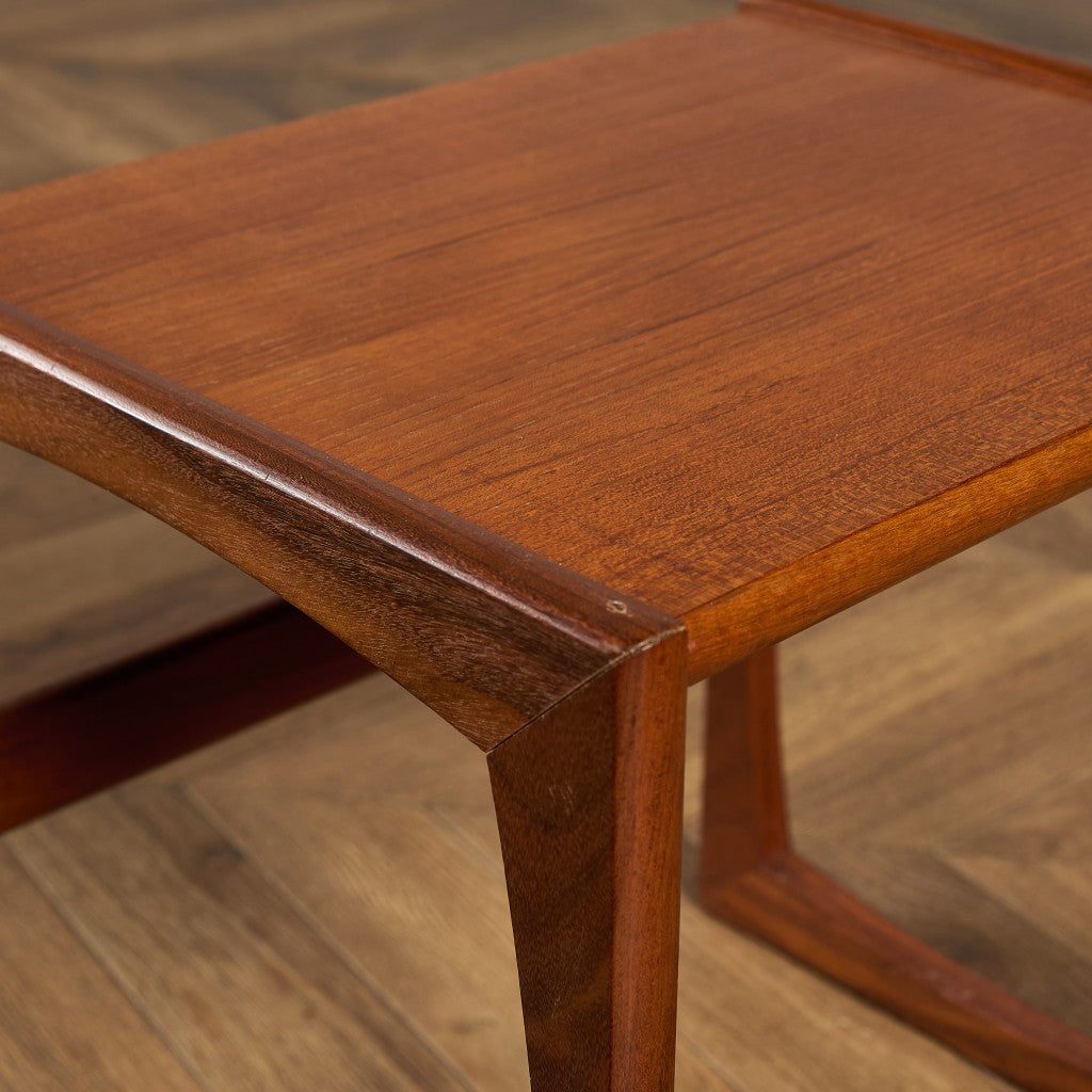 Quadrille ヴィンテージ ネストテーブル