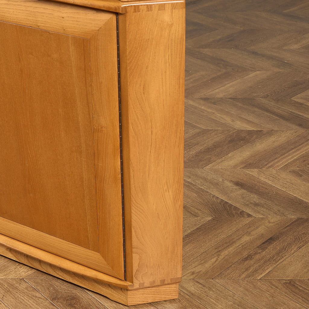 ウィンザー トール コーナーキャビネット (743C) ラウンドゴールドラベル