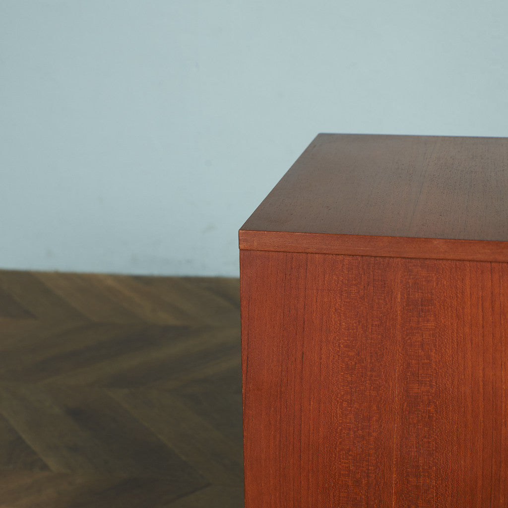 ヴィンテージ ベッドサイドキャビネット