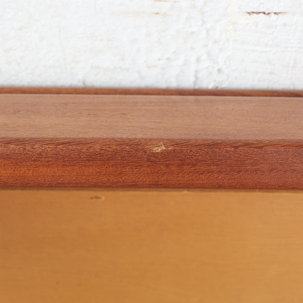 タイルトップ コーヒーテーブル