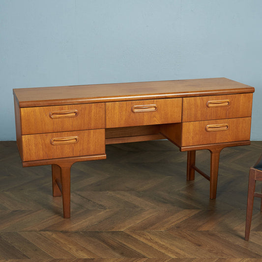 ヴィンテージ ドレッシングデスク / 両袖デスク
