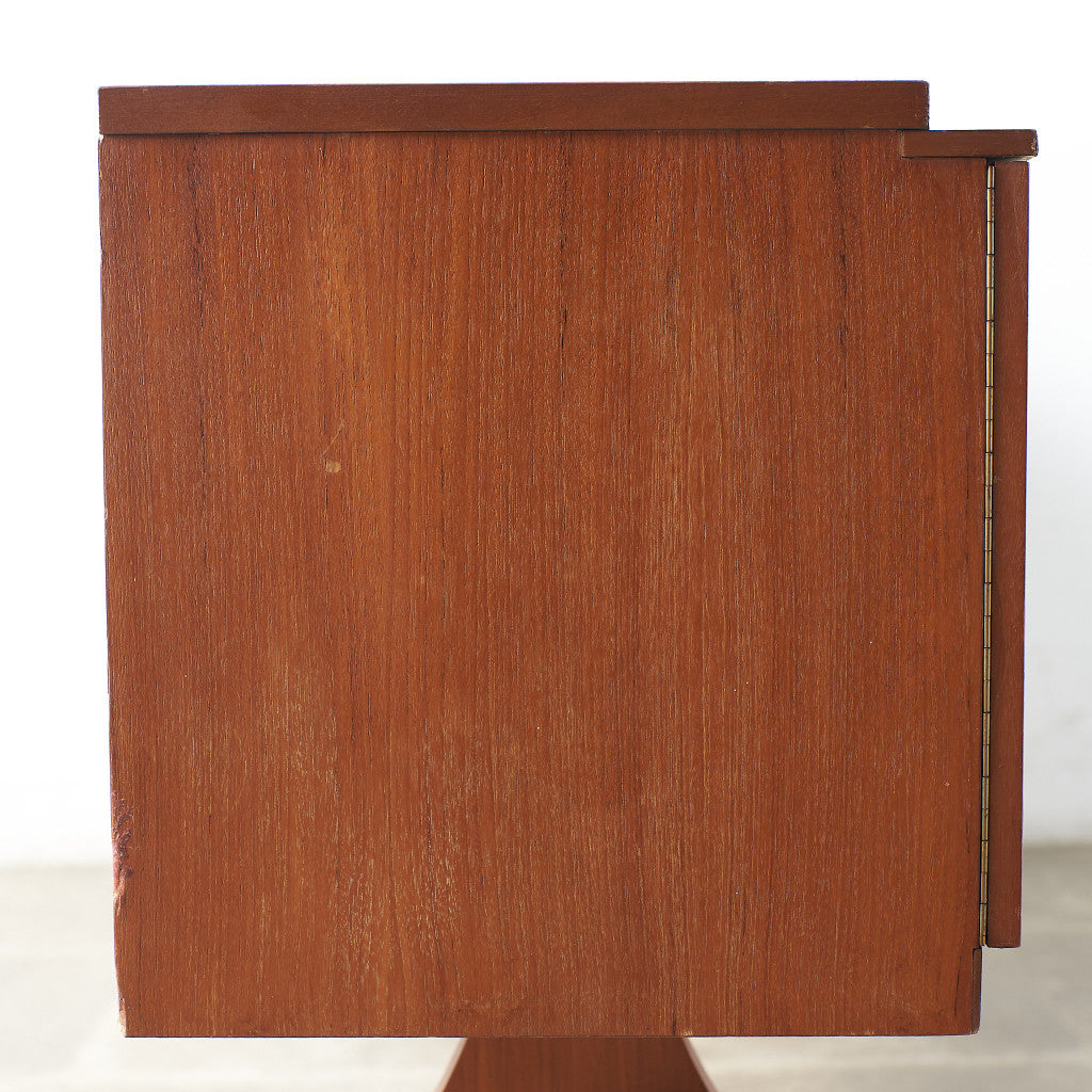 ヴィンテージ サイドボード