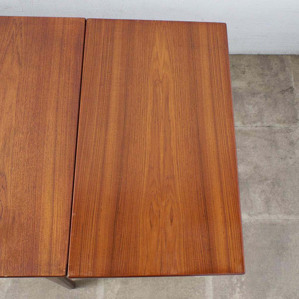 FONSECA ドローリーフ ダイニングテーブル