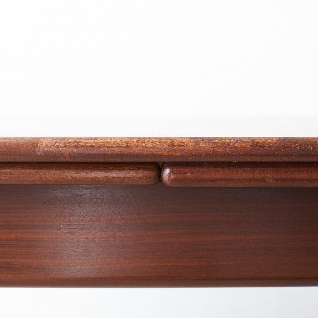 FONSECA ドローリーフ ダイニングテーブル