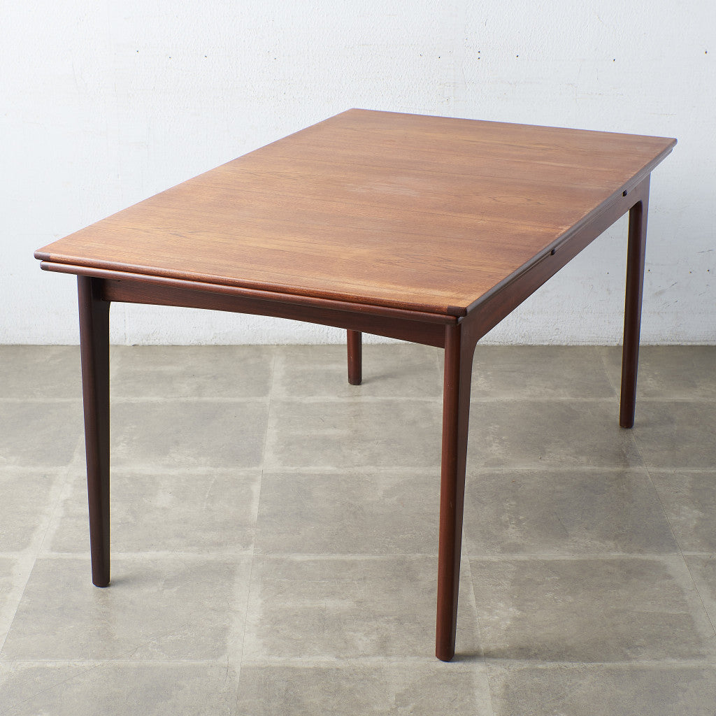 FONSECA ドローリーフ ダイニングテーブル