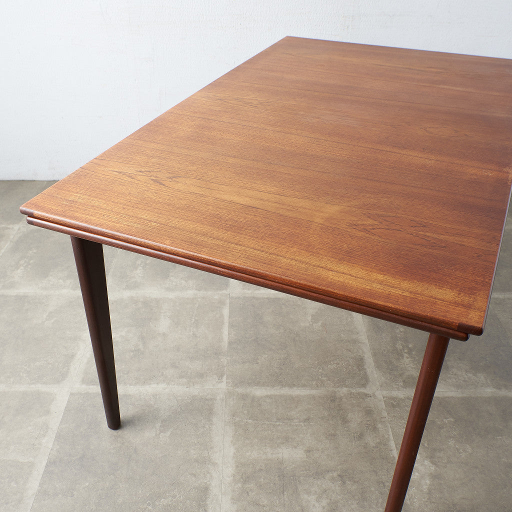 FONSECA ドローリーフ ダイニングテーブル