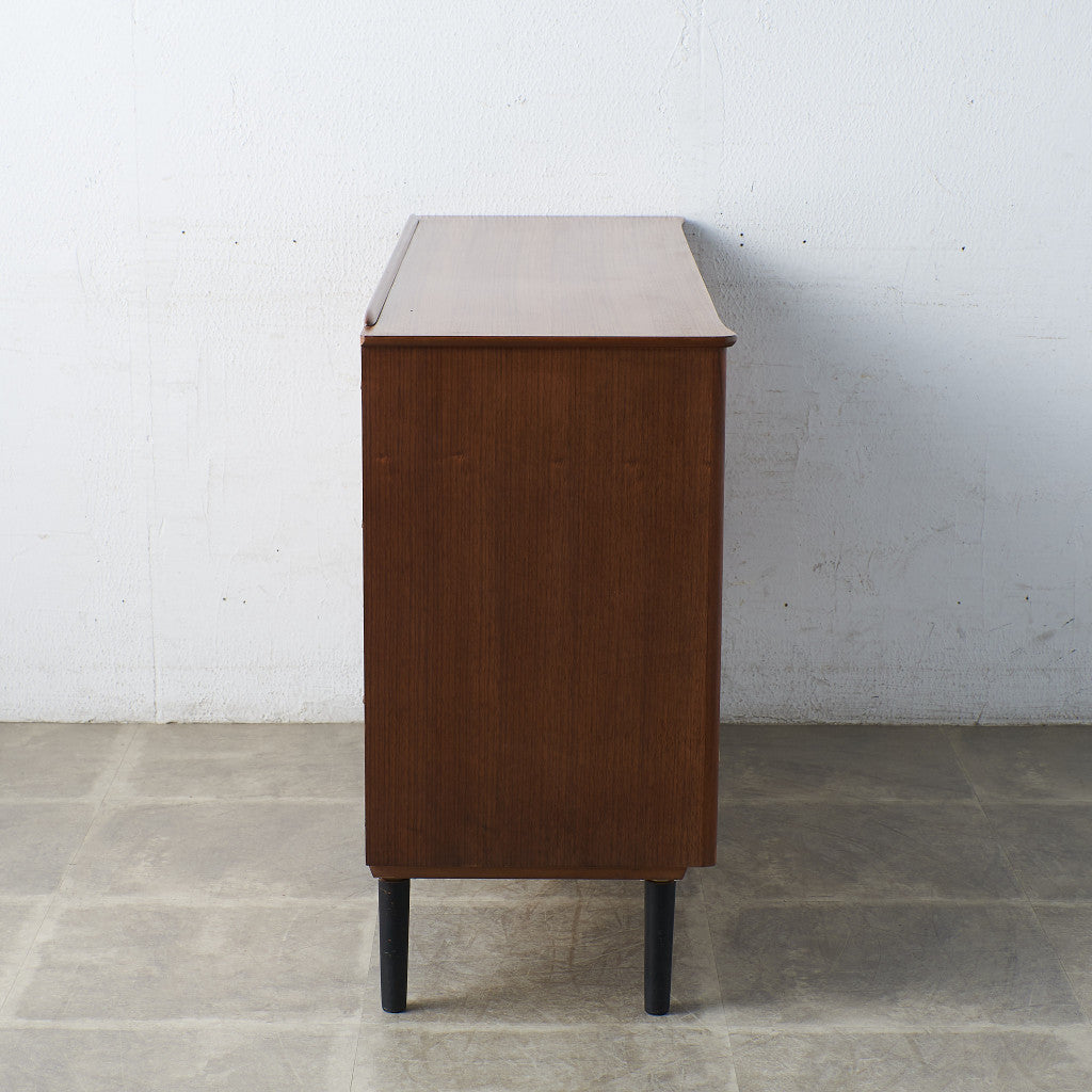 ヴィンテージ ハイサイドボード