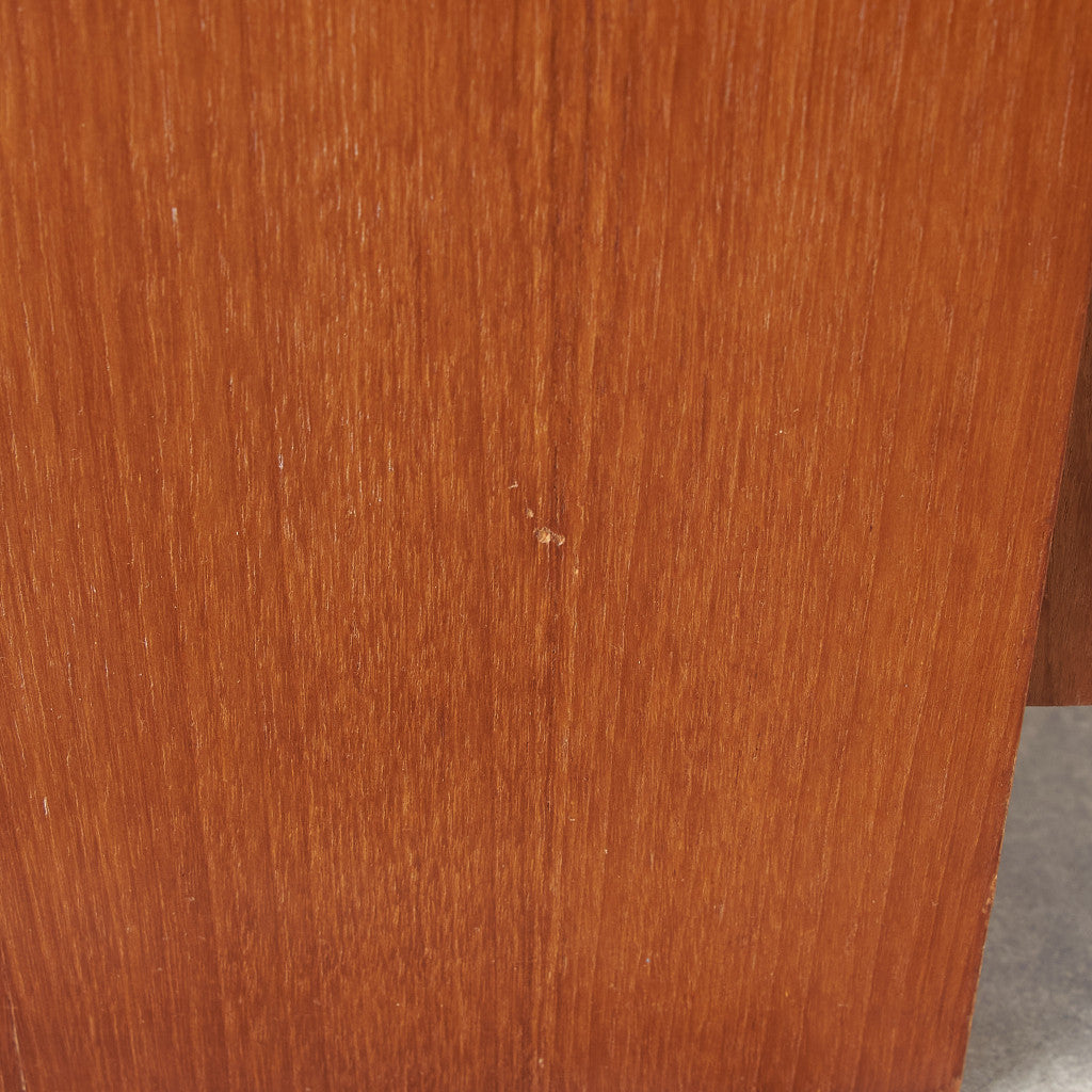 英国ヴィンテージ 4段チェスト