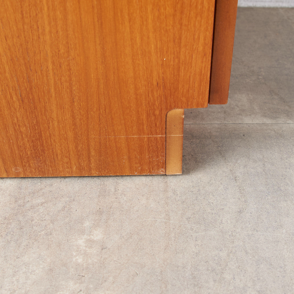 十字扉 ヴィンテージ スモールキャビネット