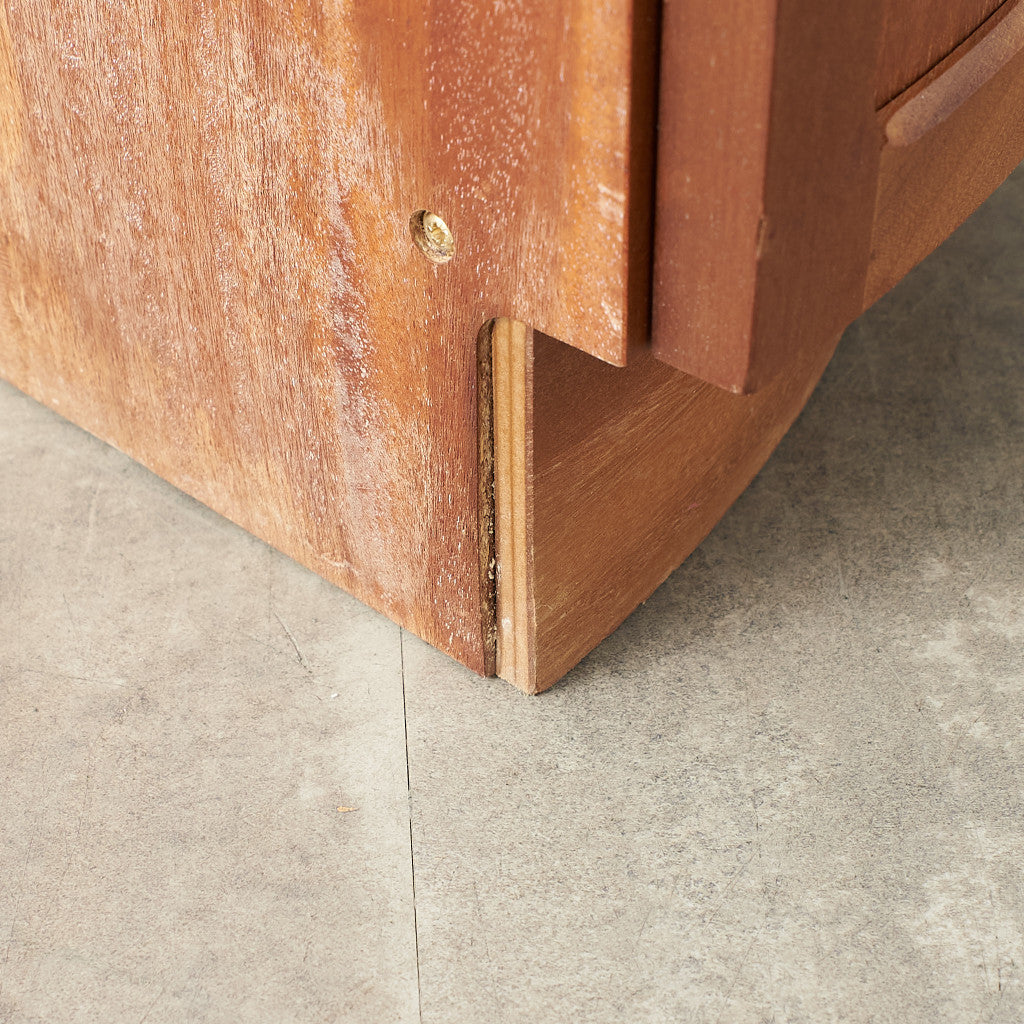 十字扉 ヴィンテージ コーナーキャビネット