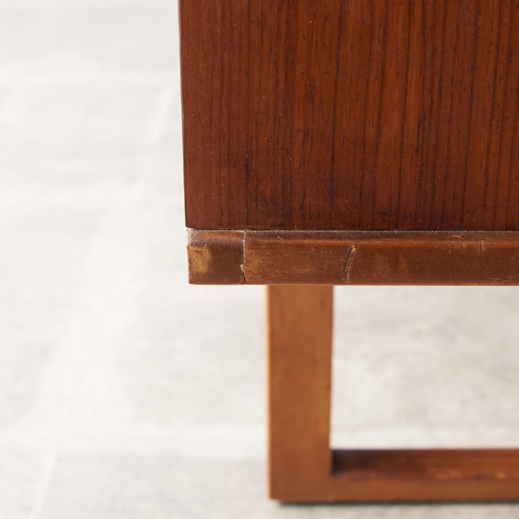 ヴィンテージ サイドボード