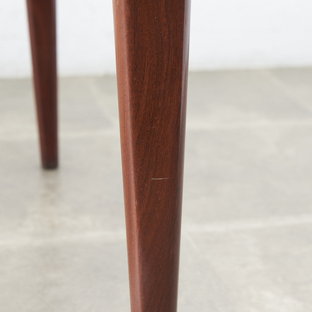 FONSECA ドローリーフ ダイニングテーブル