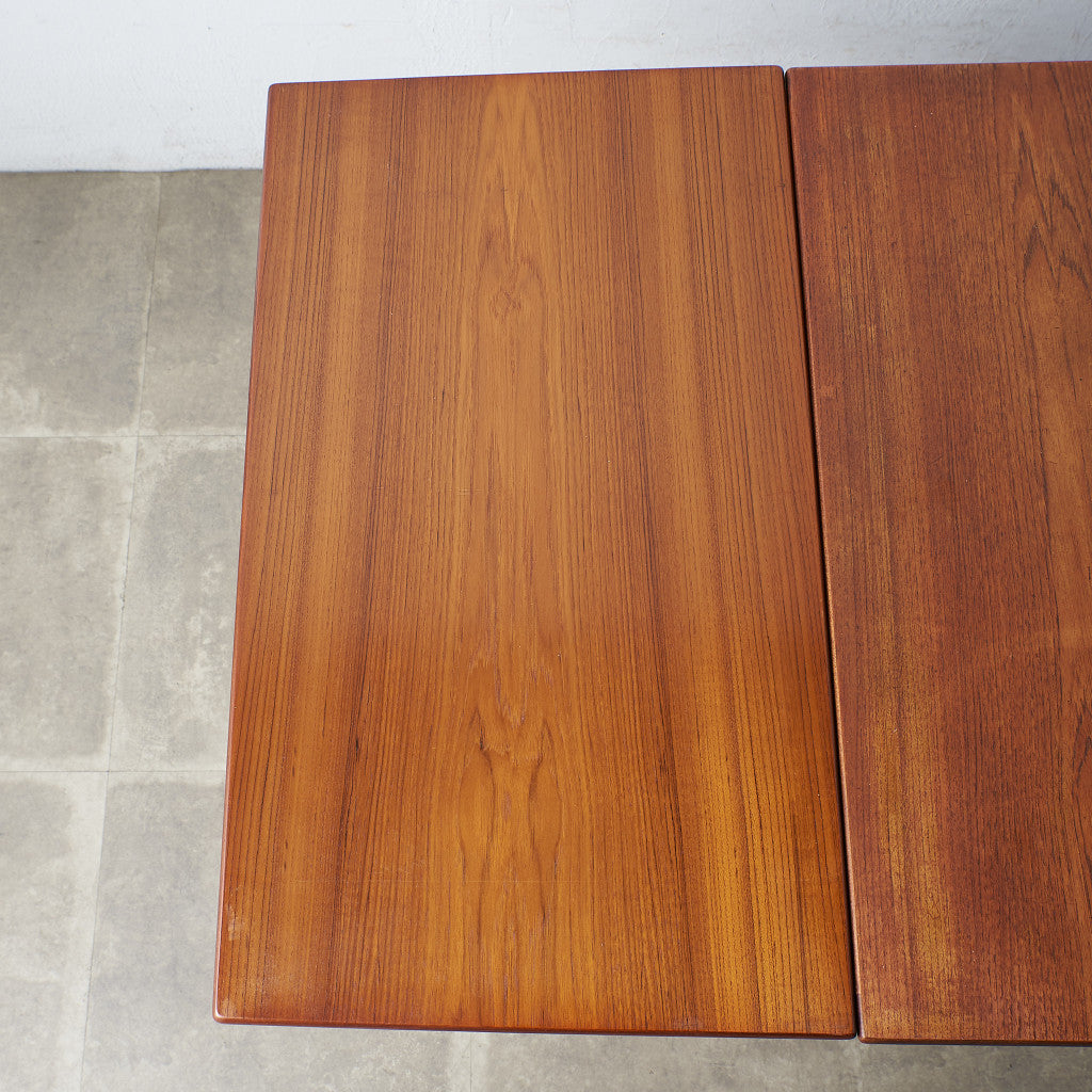 FONSECA ドローリーフ ダイニングテーブル