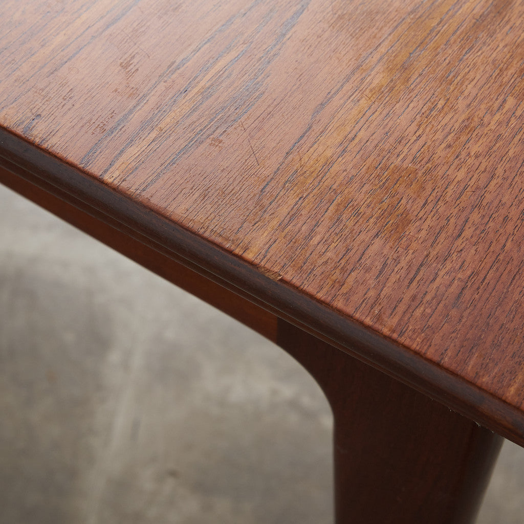 FONSECA ドローリーフ ダイニングテーブル