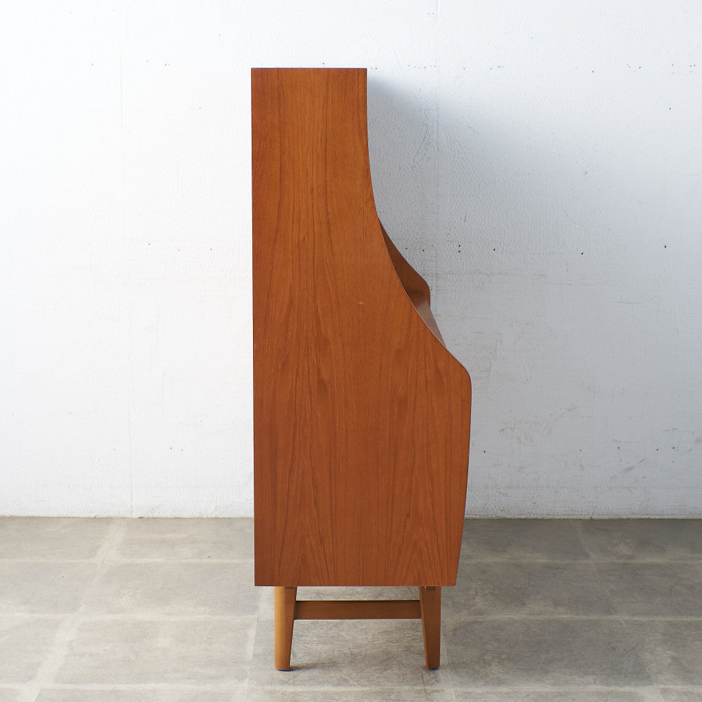 ヴィンテージ ハイサイドボード