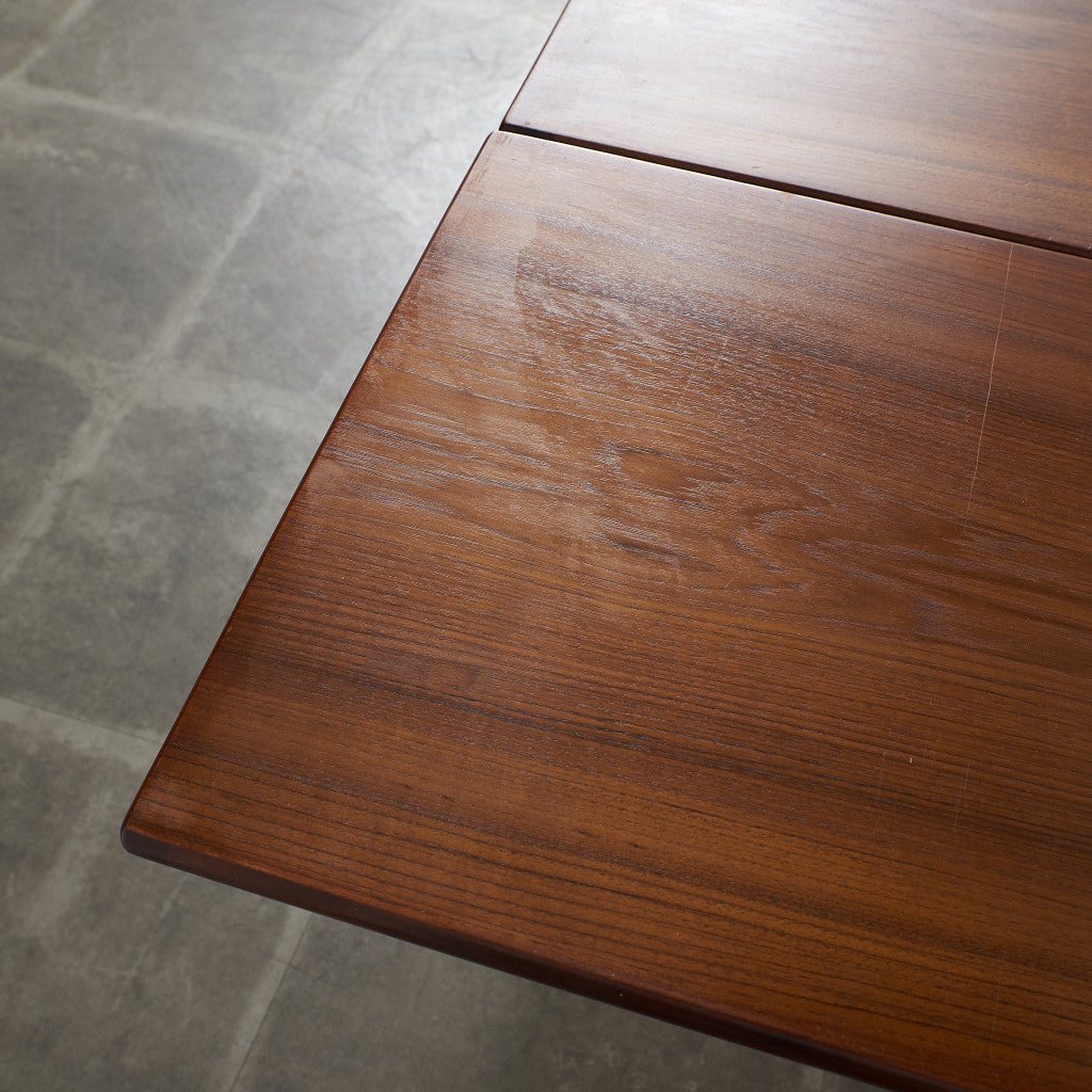 FONSECA ドローリーフ ダイニングテーブル