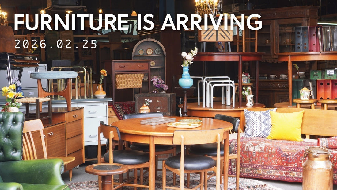 イギリス便到着！家具が入荷しました