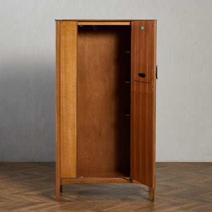 ヴィンテージ ワードローブ