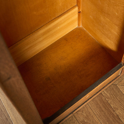 英国 クラシック ワードロープ