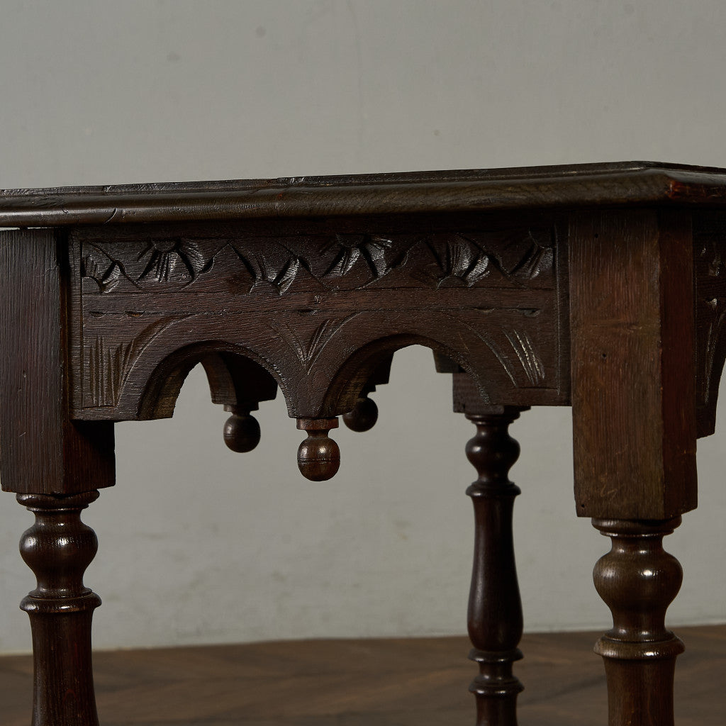 古家具 サイドテーブル 英国 クラシック サイドテーブル #94370 – camori ヴィンテージ