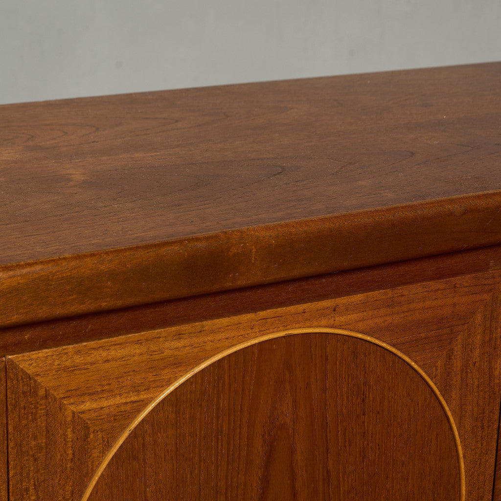 ヴィンテージ サークル サイドボード