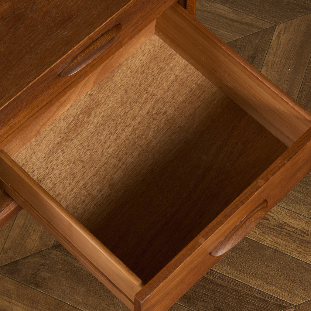 イギリス ヴィンテージ サイドボード