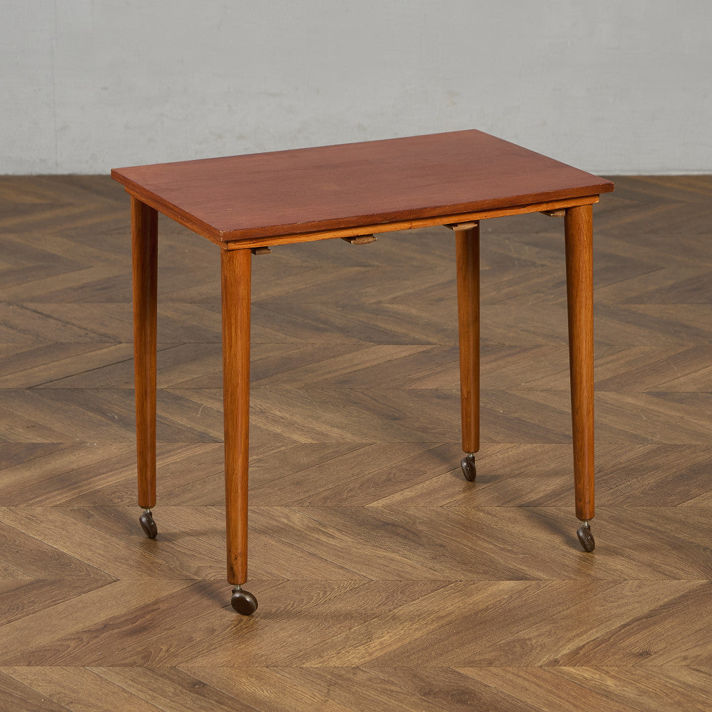 Novy Domov ヴィンテージ ネストテーブル