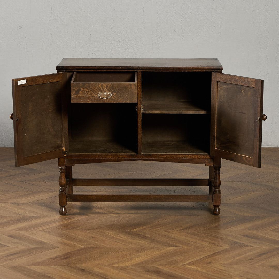 英国 クラシック キャビネット #97111 – camori ヴィンテージ家具