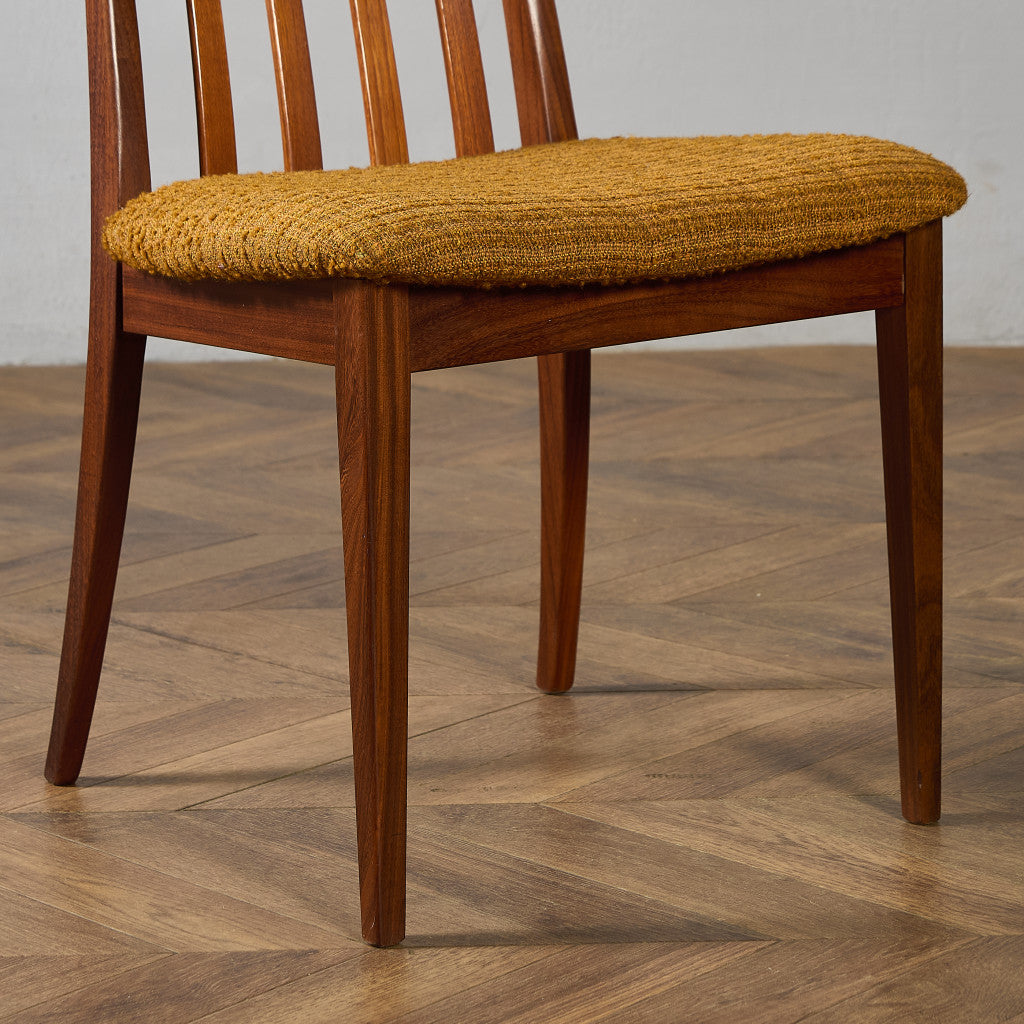 スラットバックチェア (4540)