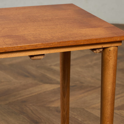 Novy Domov ヴィンテージ ネストテーブル