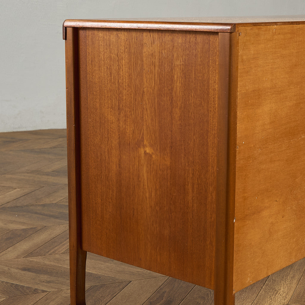 ヴィンテージ サークル サイドボード