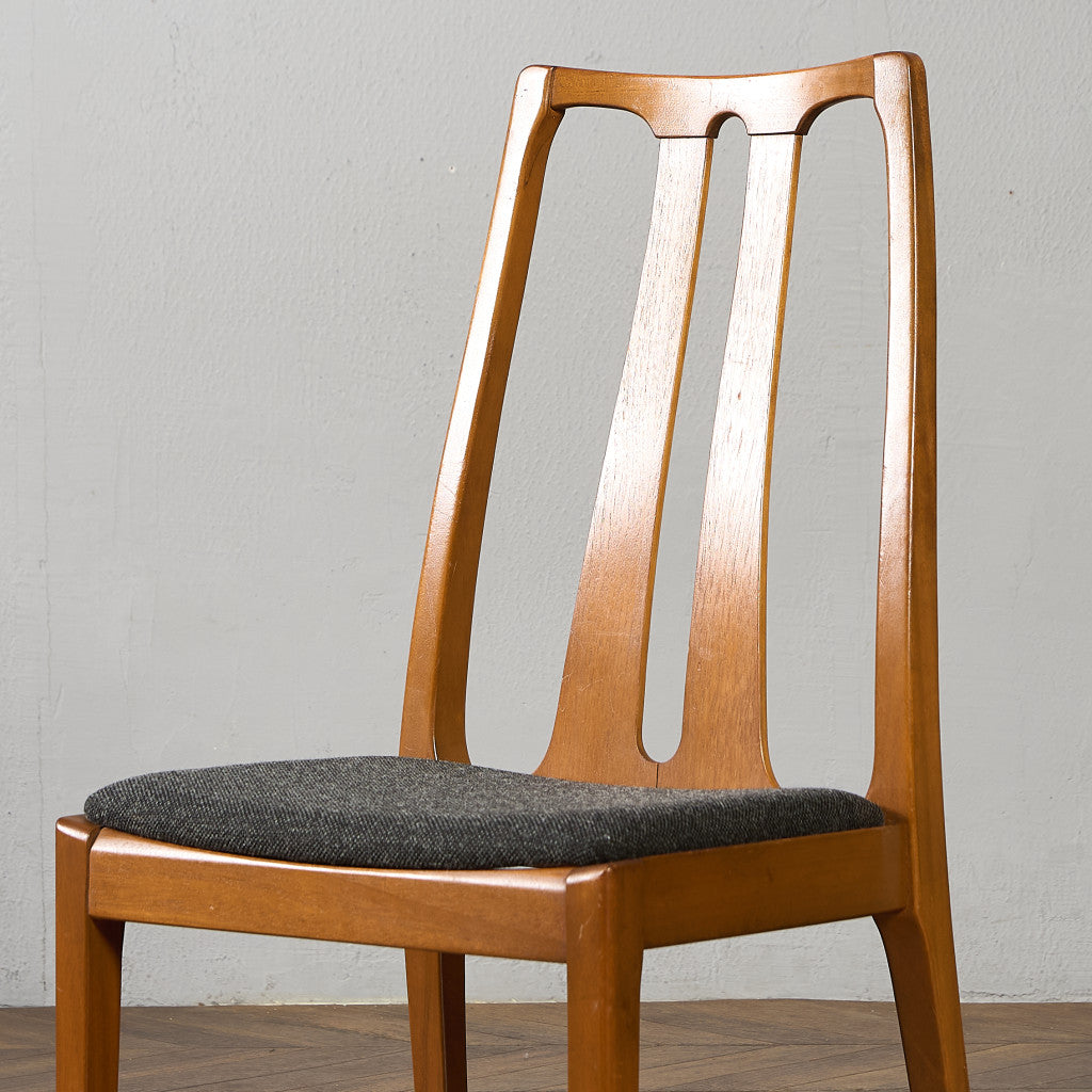 ダイニングチェア  座面張替え済み