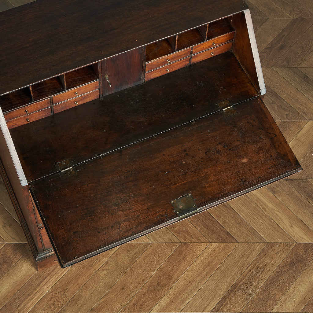 英国 イギリス ヴィンテージ オーク材 クラシカル ライティング ビューロ 英国アンティークのライティングビューロー、オーク材の収納式