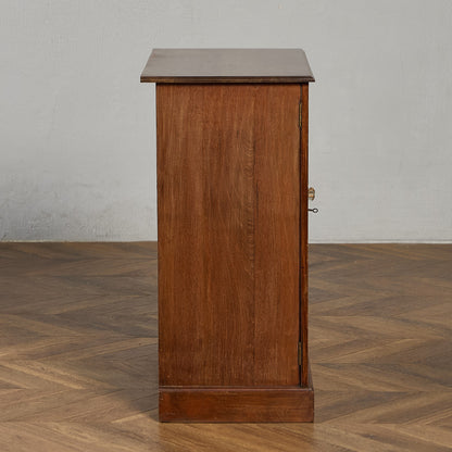 英国 クラシック キャビネット