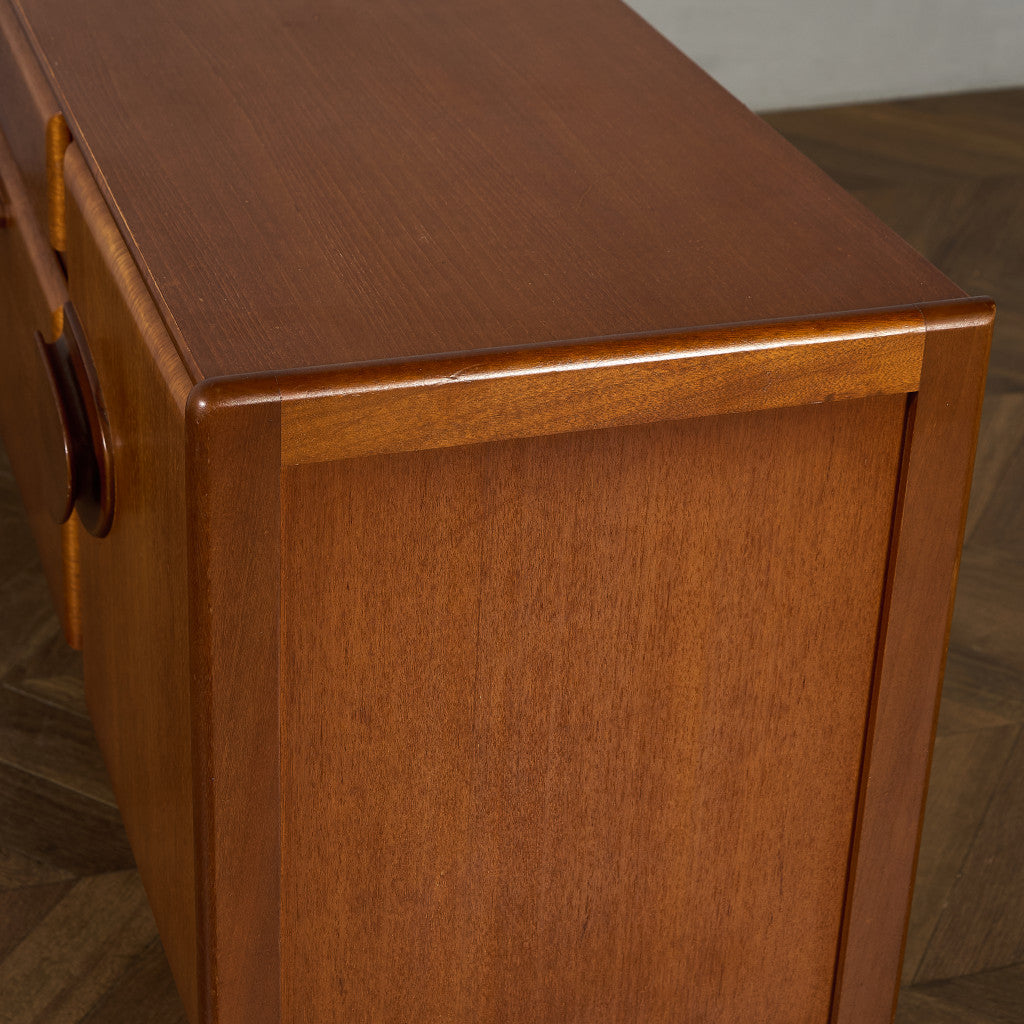 イギリスヴィンテージ サイドボード