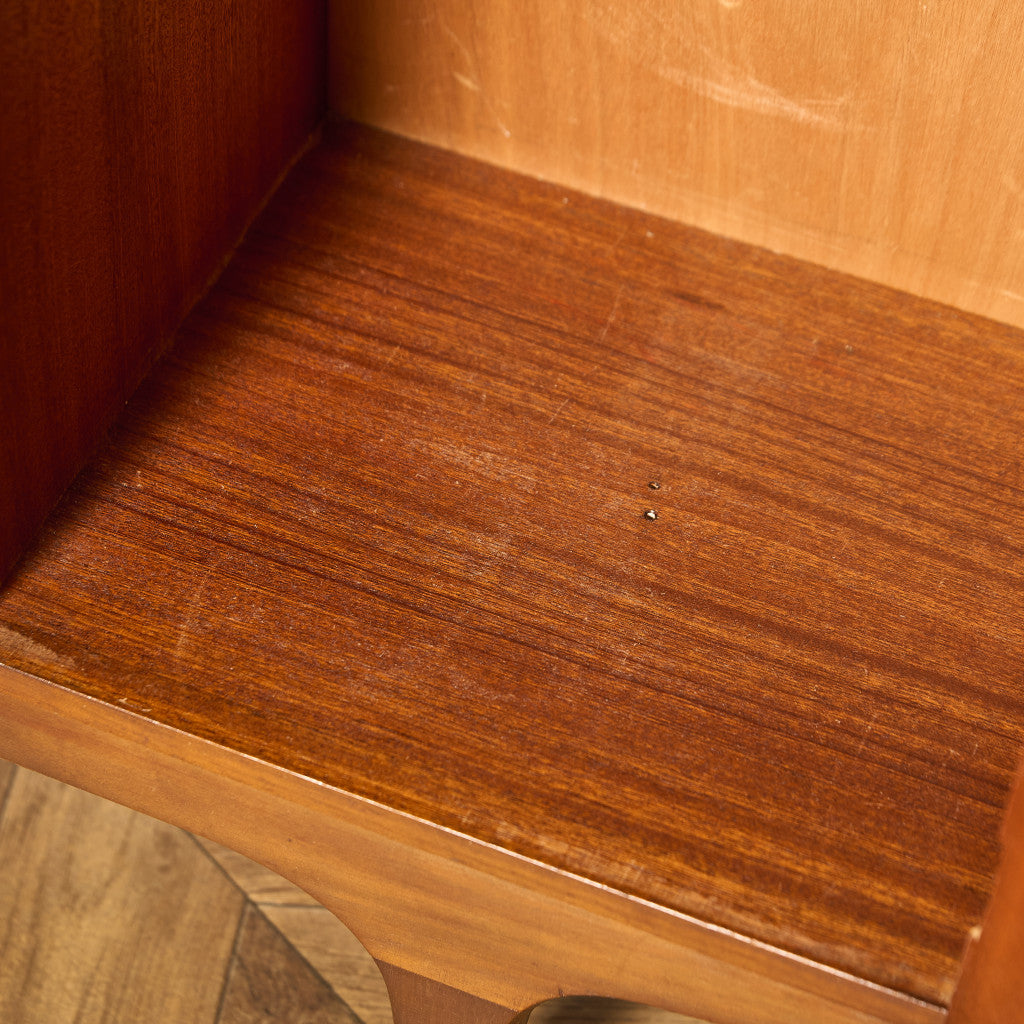 英国 ヴィンテージ ナロー ガラス ブックケース